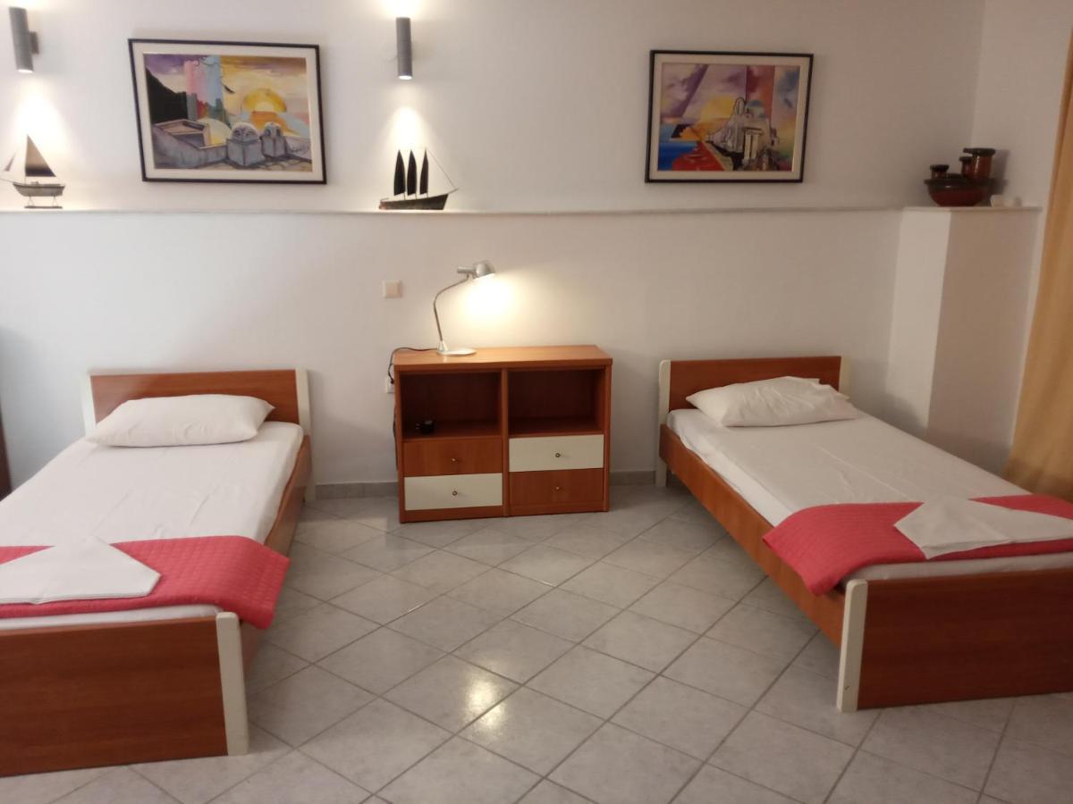 3 Bds-5Min. Walk To The Beach Tolón Exterior photo